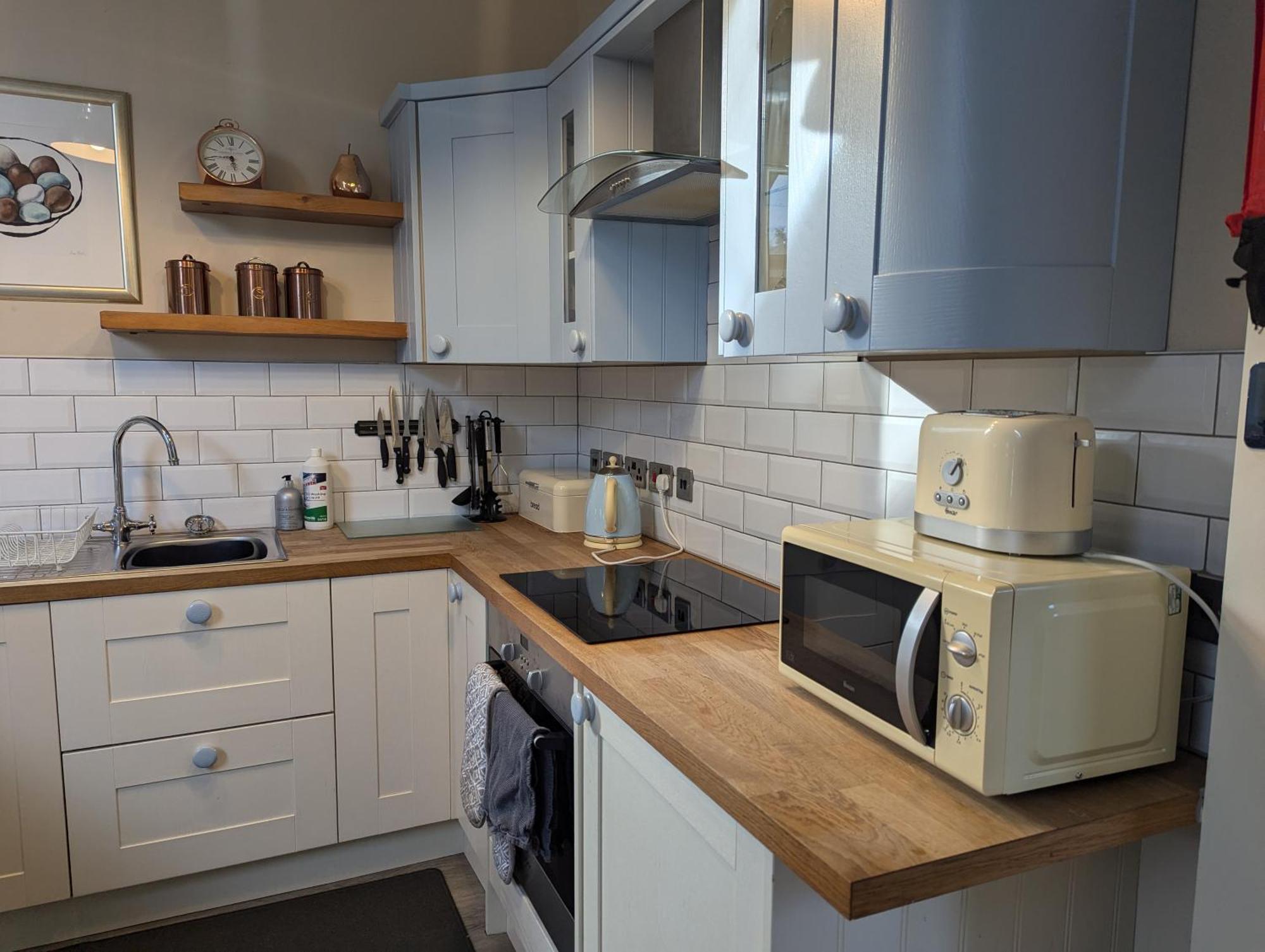 The Coach House Apartment At Cefn Tilla Court, Usk Eksteriør billede